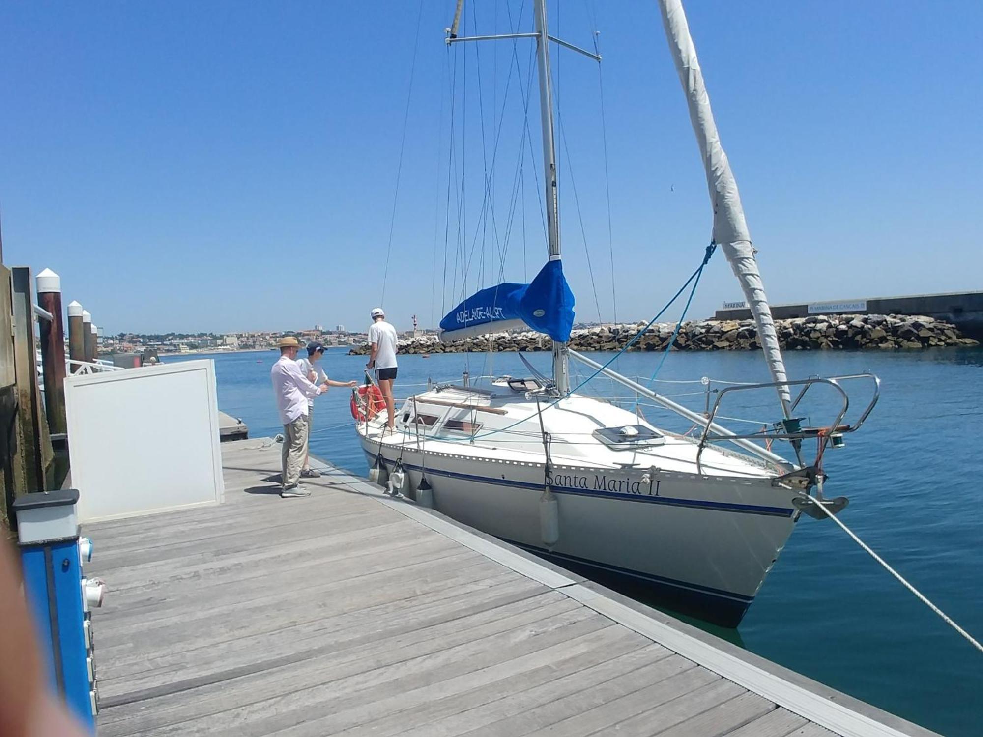 شقة Be Local - Sleep Aboard The Santa Maria Sailing Boat In Lisboa المظهر الخارجي الصورة