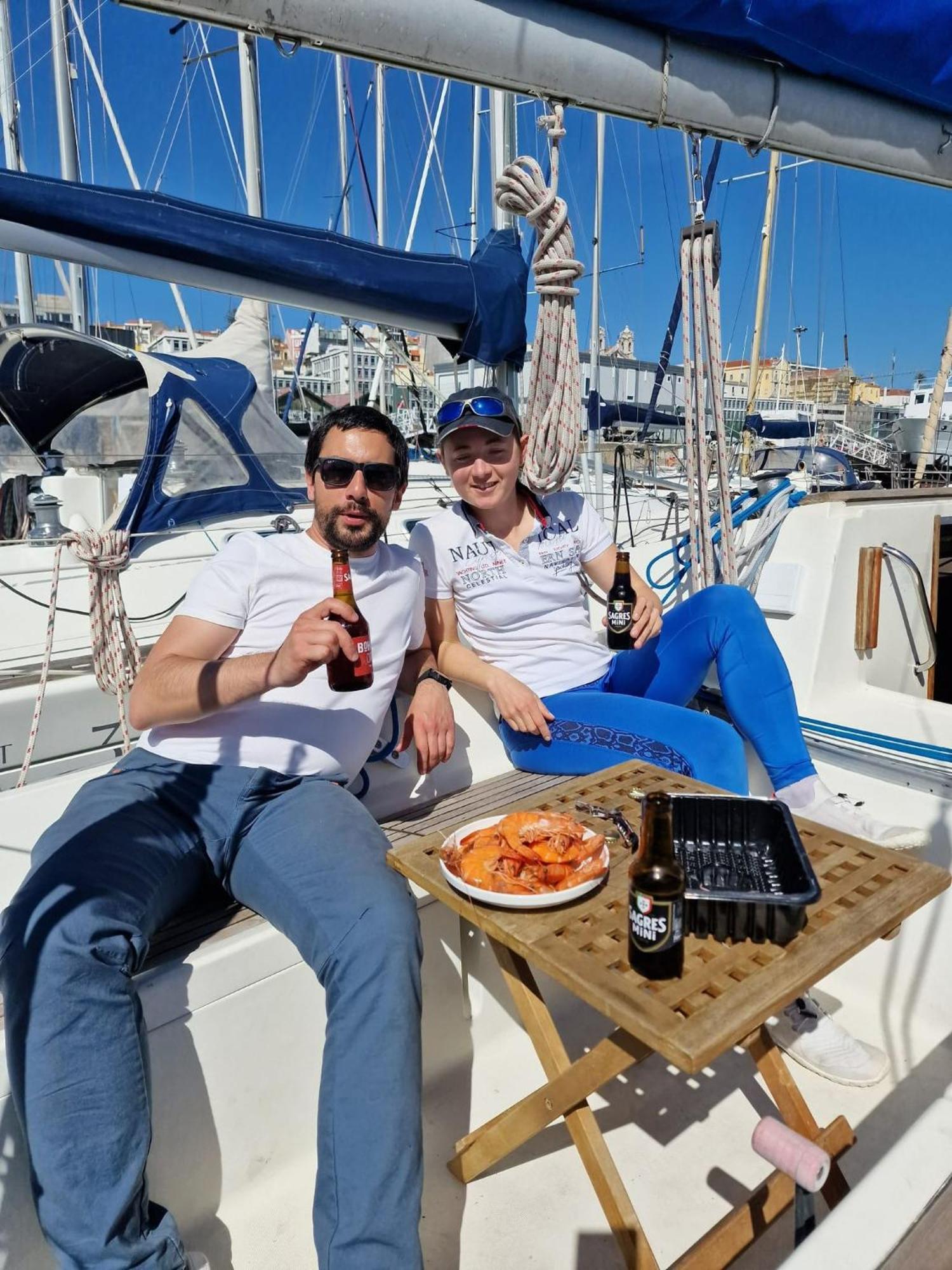 شقة Be Local - Sleep Aboard The Santa Maria Sailing Boat In Lisboa المظهر الخارجي الصورة